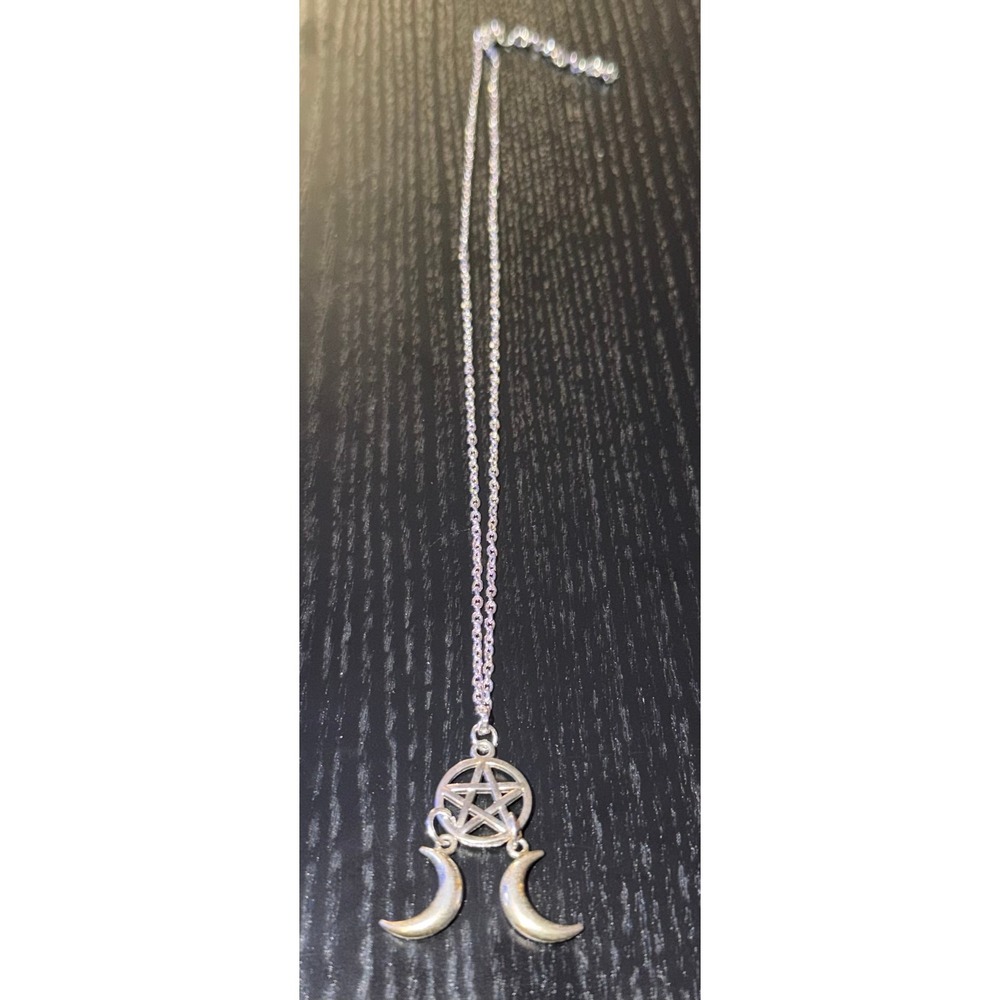 Silver Tone‎ Pentacle Double Crescent Moon Necklace